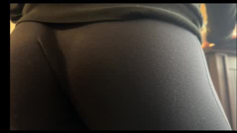 Snapshot of axel101101 chatting on 12/25/24, 06:52 Axel Palacios online show from 12/25/24, 06:52