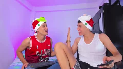 AXEL online show from 12/18/25, 07:53