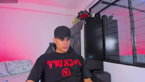 AXEL online show from 01/10/26, 03:25