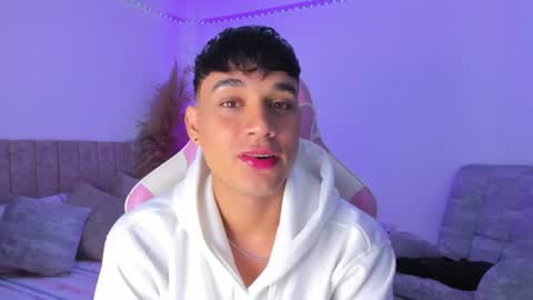 Snapshot of axel_cody_ chatting on 06/15/26, 09:00 AXEL online show from 06/15/26, 09:00