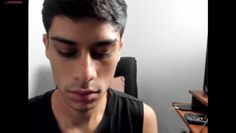 axel davis  online show from 12/01/25, 09:14