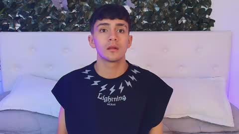 axel_draven online show from 09/15/25, 11:21