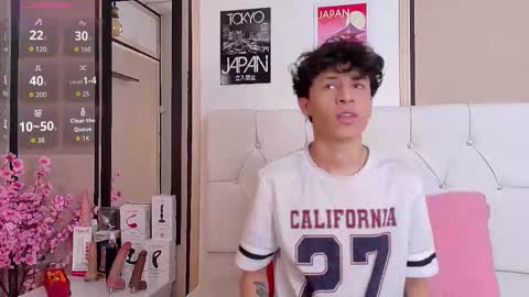 Axel Evanss online show from 11/11/25, 12:38