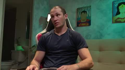 Axel Fairchaild online show from 01/13/26, 01:49