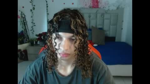 Axel online show from 06/19/26, 12:59