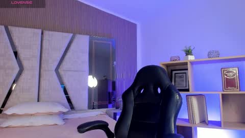 Snapshot of axel_grey_ chatting on 05/02/26, 12:43 axel_grey_ online show from 05/02/26, 12:43