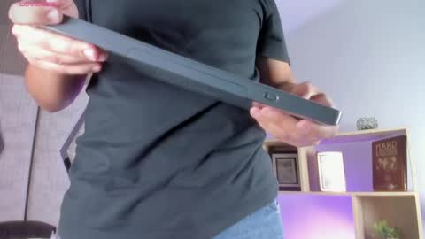 Snapshot of axel_grey_ chatting on 05/28/26, 12:13 axel_grey_ online show from 05/28/26, 12:13