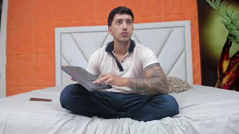 axel_hendrick online show from 02/02/26, 11:53