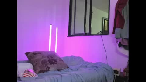axel_hendrick online show from 05/22/26, 04:41