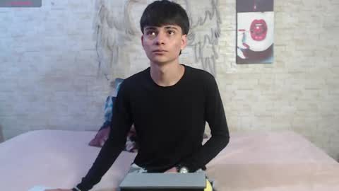 axel_milo_and_kairo online show from 02/26/26, 07:35