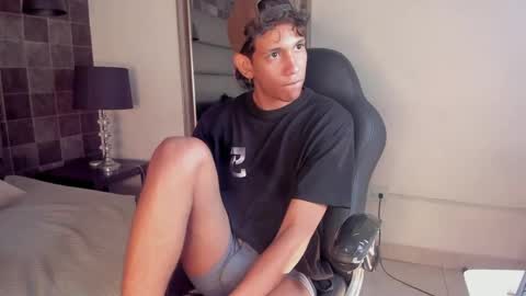 axel online show from 09/17/25, 12:51