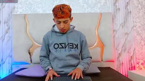 AXEL  online show from 02/11/26, 12:21