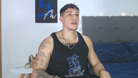 INDEPENDENT MODEL  online show from 01/13/25, 04:50