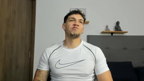 INDEPENDENT MODEL  online show from 09/16/25, 09:49