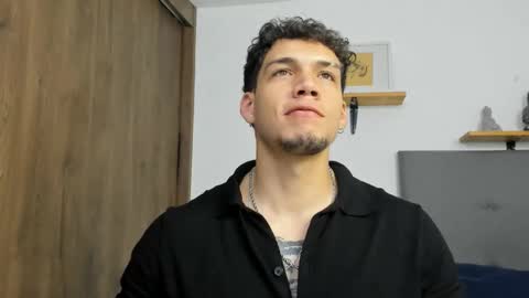 INDEPENDENT MODEL  online show from 09/27/25, 04:50