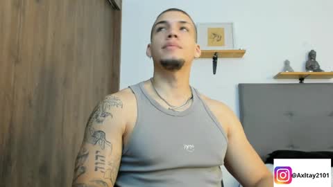 INDEPENDENT MODEL  online show from 05/21/26, 12:34