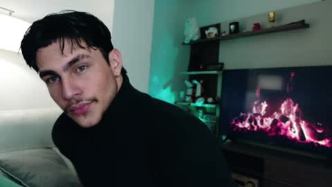 axelblack7 online show from 04/08/26, 07:08