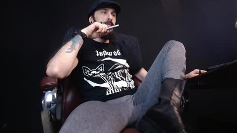 AxelColton online show from 02/25/25, 06:03