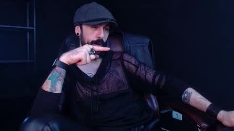 AxelColton online show from 12/04/25, 07:06