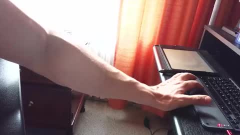 axelcr0ss online show from 10/28/25, 09:06