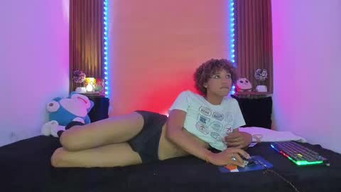 Snapshot of axelfox_ chatting on 02/27/25, 01:16 axelfox_ online show from 02/27/25, 01:16