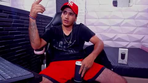 Axell Cross2 online show from 01/30/25, 07:59