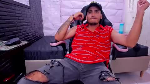 Axell Cross2 online show from 02/03/25, 11:36