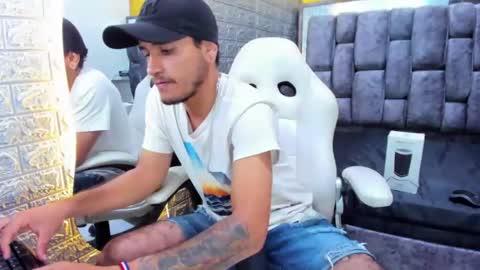 Axell Cross2 online show from 02/12/25, 10:48