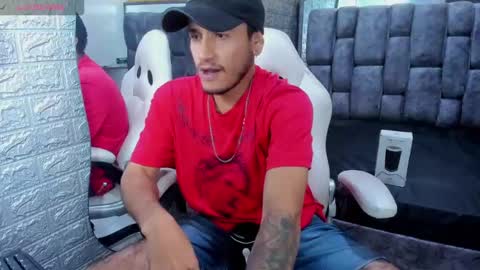 Axell Cross2 online show from 02/17/25, 07:53