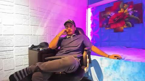 Axell Cross2 online show from 10/04/25, 08:45