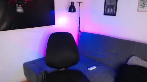 axell online show from 11/29/25, 10:46