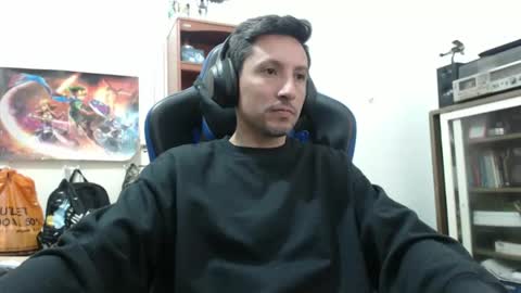 Snapshot of axell_rosee chatting on 04/08/26, 03:23 Axel Rose online show from 04/08/26, 03:23