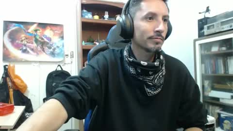 Snapshot of axell_rosee chatting on 05/06/26, 11:21 Axel Rose online show from 05/06/26, 11:21