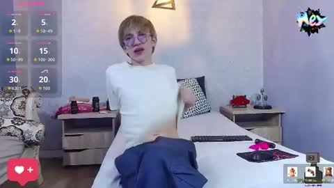 axell_stone online show from 07/08/26, 08:46
