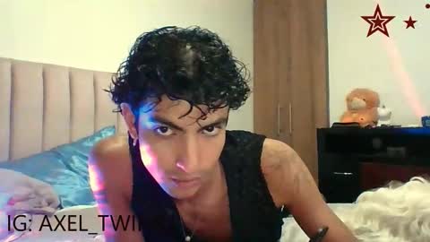 Axel  online show from 12/03/25, 11:14