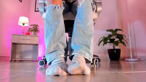 Snapshot of axellcollins chatting on 10/12/25, 10:20 im your little femboy ALEX online show from 10/12/25, 10:20