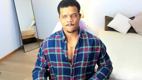 Snapshot of axelldasilva chatting on 05/26/26, 11:56 AXEL DA SILVA online show from 05/26/26, 11:56