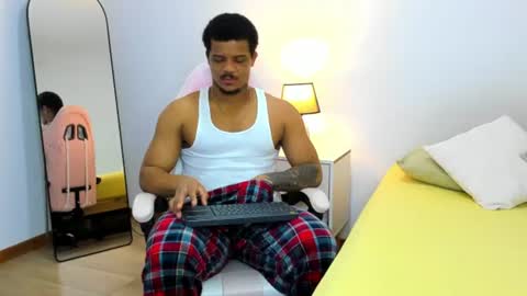 Snapshot of axelldasilva chatting on 07/10/26, 12:37 AXEL DA SILVA online show from 07/10/26, 12:37
