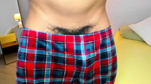 Snapshot of axelldasilva chatting on 07/12/26, 08:00 AXEL DA SILVA online show from 07/12/26, 08:00