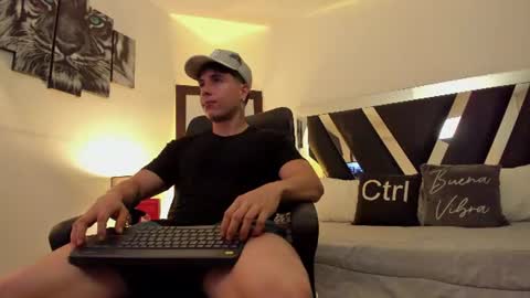 axelmartinezz online show from 07/02/26, 09:54