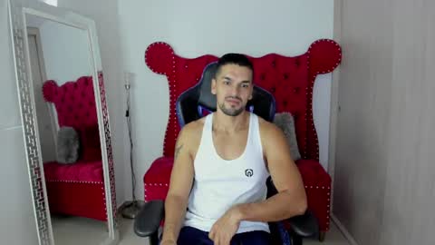Snapshot of axelwinters_ chatting on 07/16/26, 11:16 Axel online show from 07/16/26, 11:16