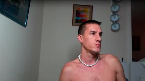 Axl online show from 10/04/25, 03:26