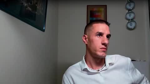 Axl online show from 10/07/25, 06:16