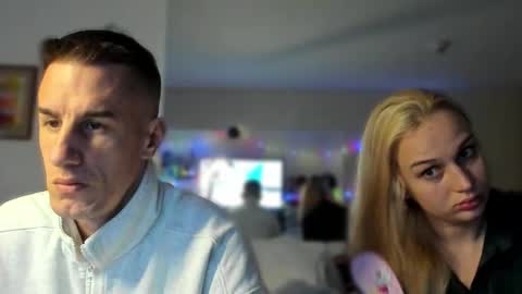 Axl online show from 12/18/25, 10:38