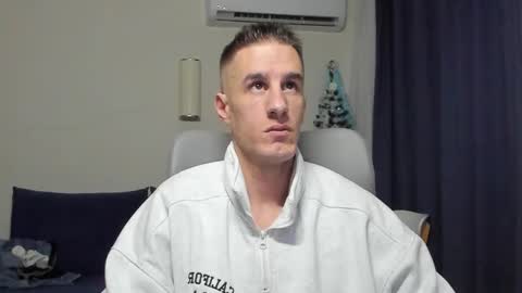 Axl online show from 01/09/26, 02:36