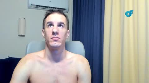 Axl online show from 02/03/26, 01:37