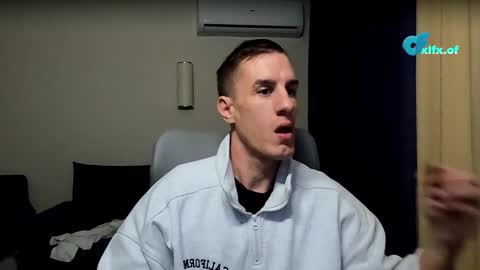 Axl online show from 02/17/26, 09:10