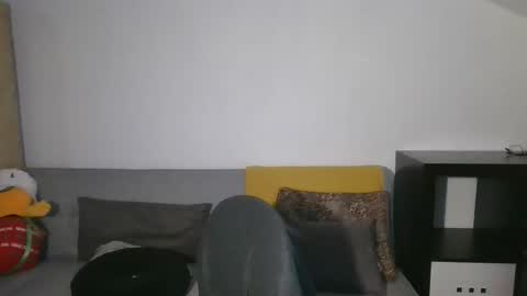 Snapshot of axuepetitt chatting on 04/25/26, 08:06 axue online show from 04/25/26, 08:06