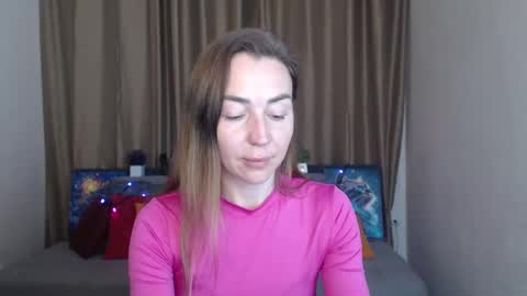 Snapshot of ay_kiss_jully chatting on 03/11/25, 05:49 Jully online show from 03/11/25, 05:49