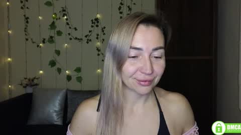 Jully online show from 12/18/25, 06:47